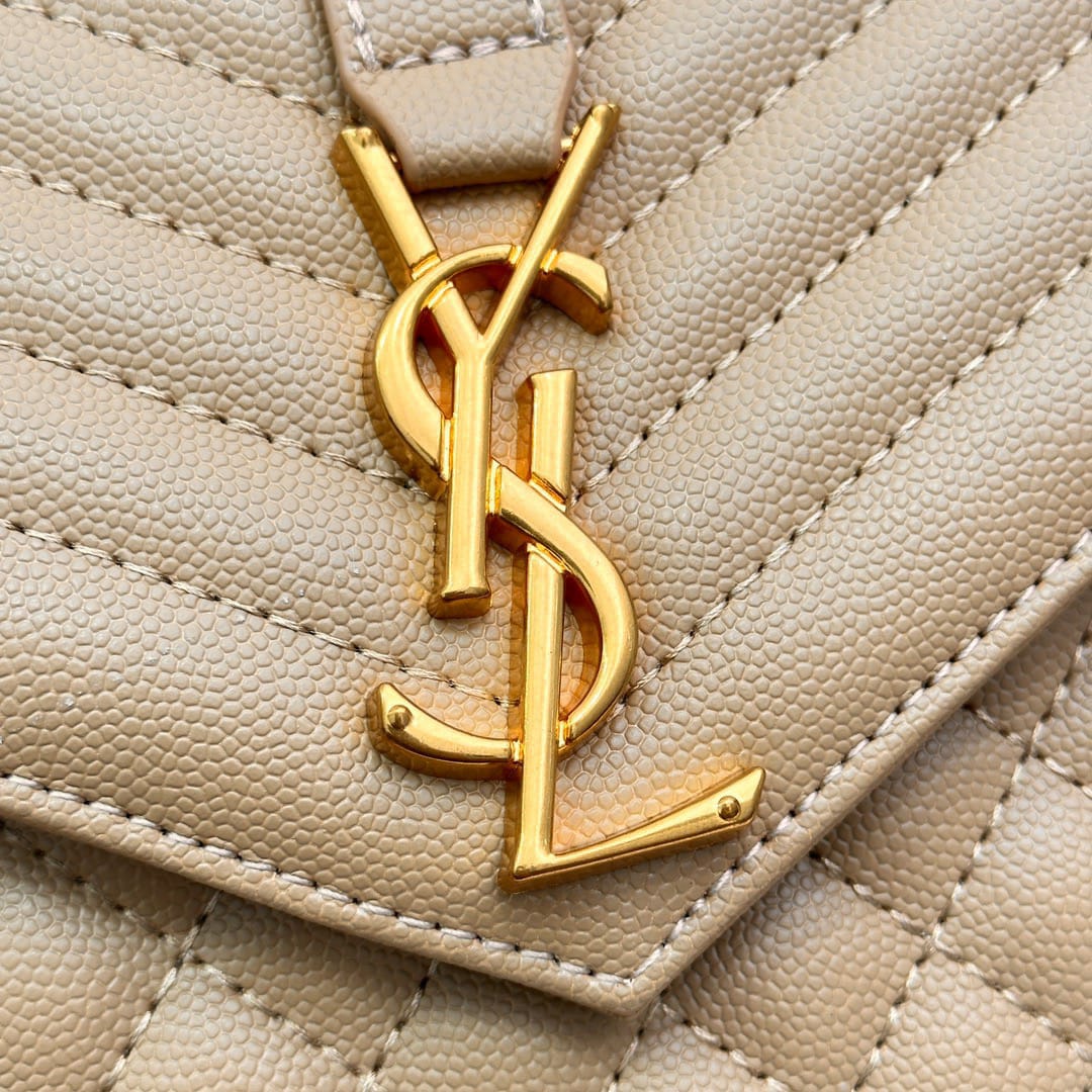 Saint Laurent Envelope Medium In Quilted Grain De Poudre Embossed Leather Bag Beige 24Cm 600185BOW912721 - 画像 (6)