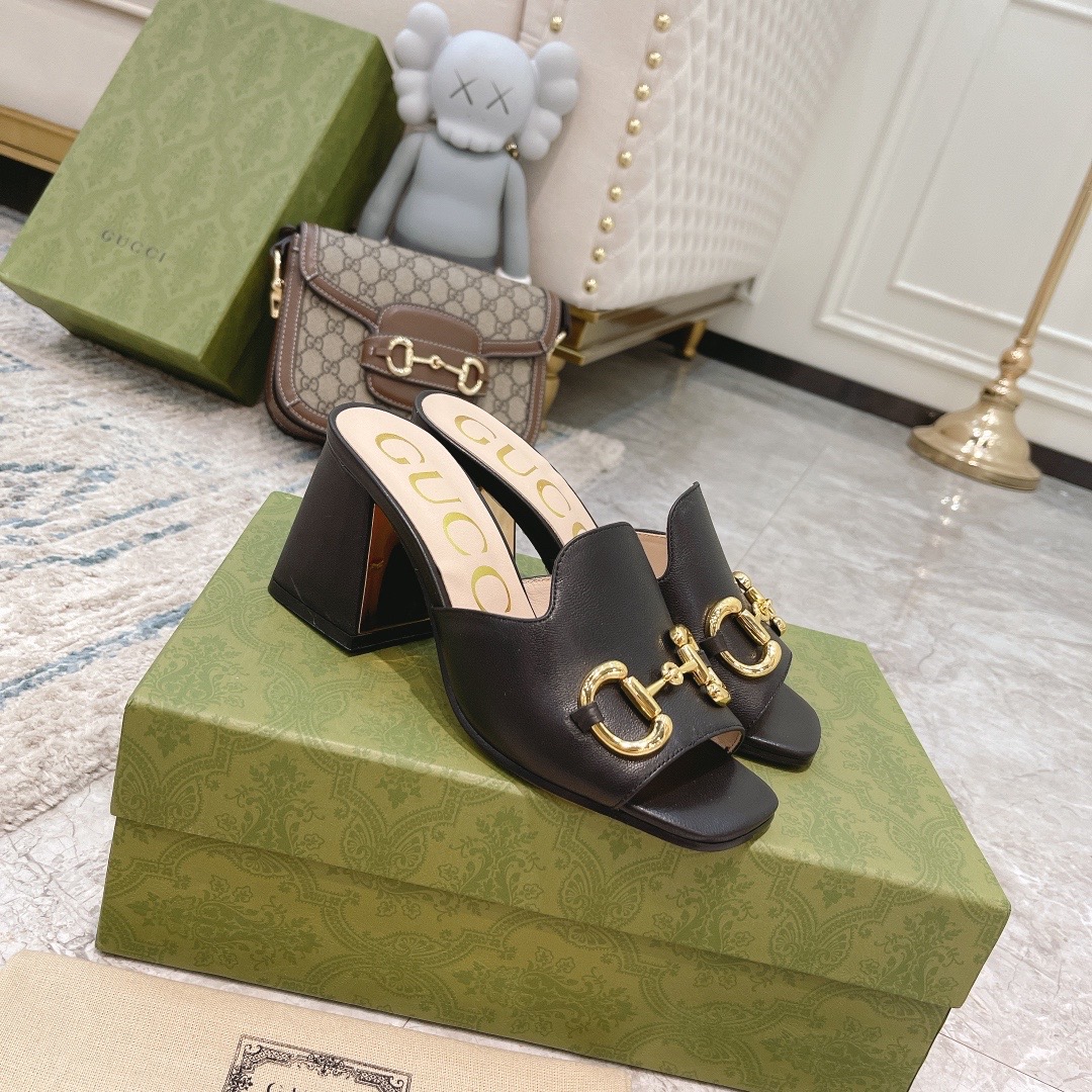 Gucci Women’s Slide Sandal With Horsebit Black 655412 BKO00 1000 - 画像 (3)