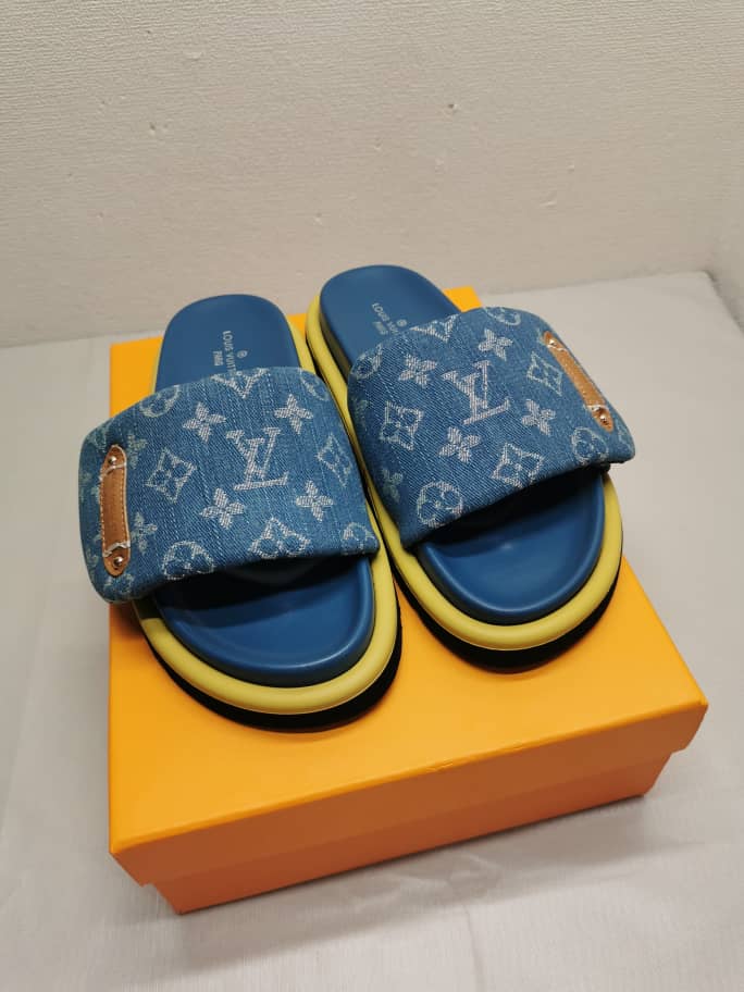 LOUIS VUITTON ルイヴィトン プール ピロー コンフォートミュール ブルー 1ACJVH - 画像 (5)
