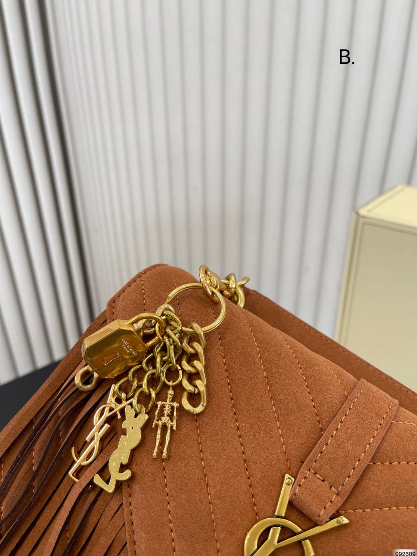 Saint Laurent Medium College Chain Bag In Suede Cinnamon 24cm 531705 0u0k7 7761 - 画像 (8)